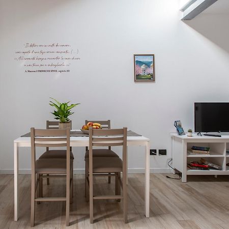 La Casa Del Sarto - Rooms And Apartments Lecco Εξωτερικό φωτογραφία