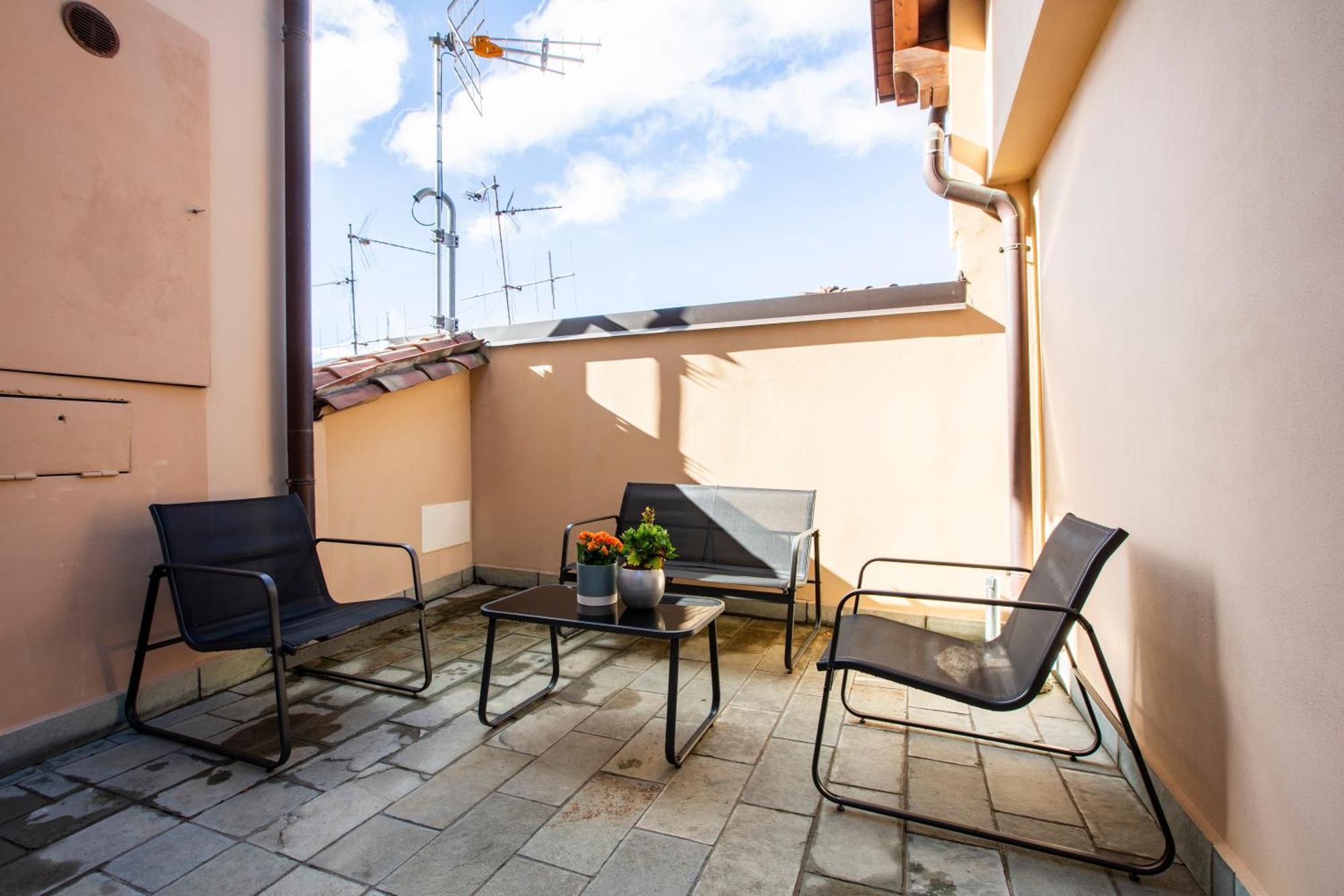 La Casa Del Sarto - Rooms And Apartments Lecco Εξωτερικό φωτογραφία