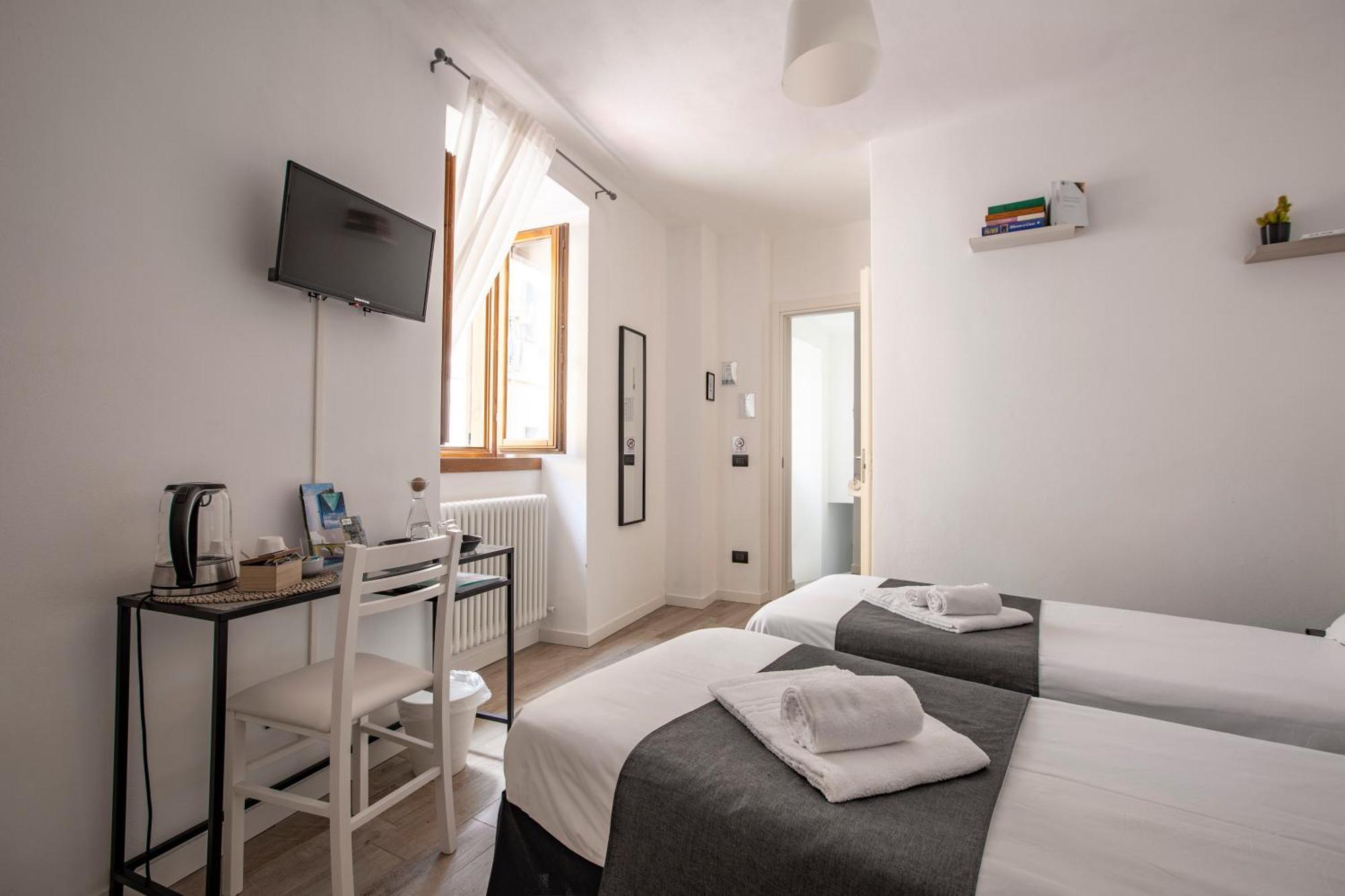 La Casa Del Sarto - Rooms And Apartments Lecco Εξωτερικό φωτογραφία