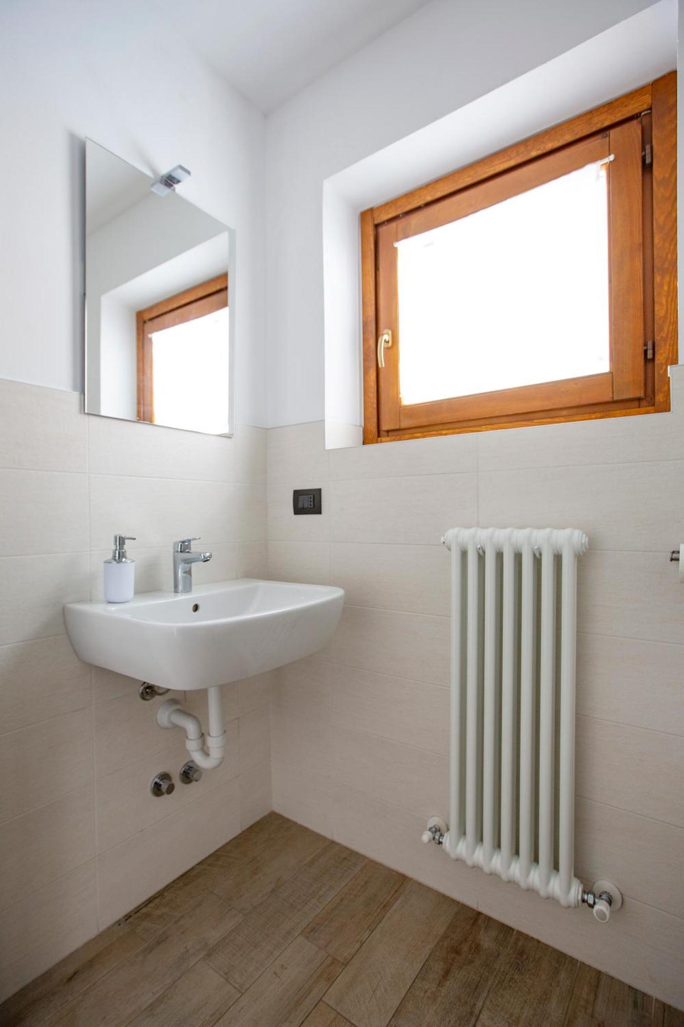 La Casa Del Sarto - Rooms And Apartments Lecco Εξωτερικό φωτογραφία